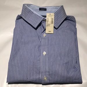 American Eagle Medium Long Sleeved Button down